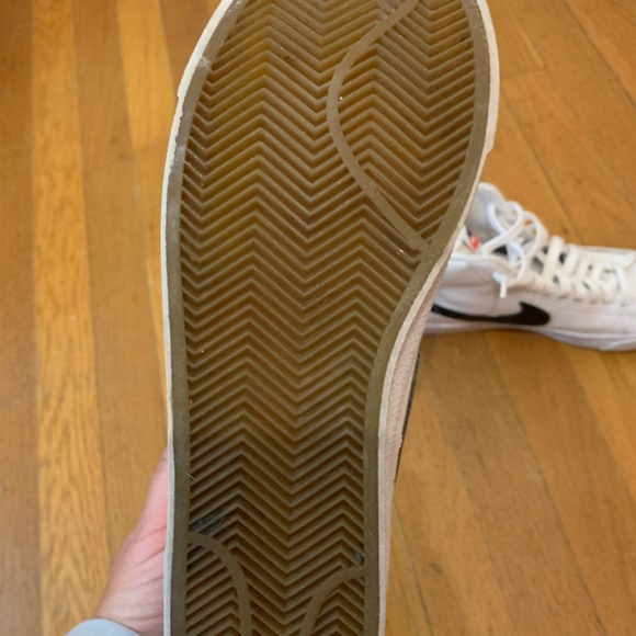 Nike blazer mid 77 - youth size 5 - Picture 4 of 4